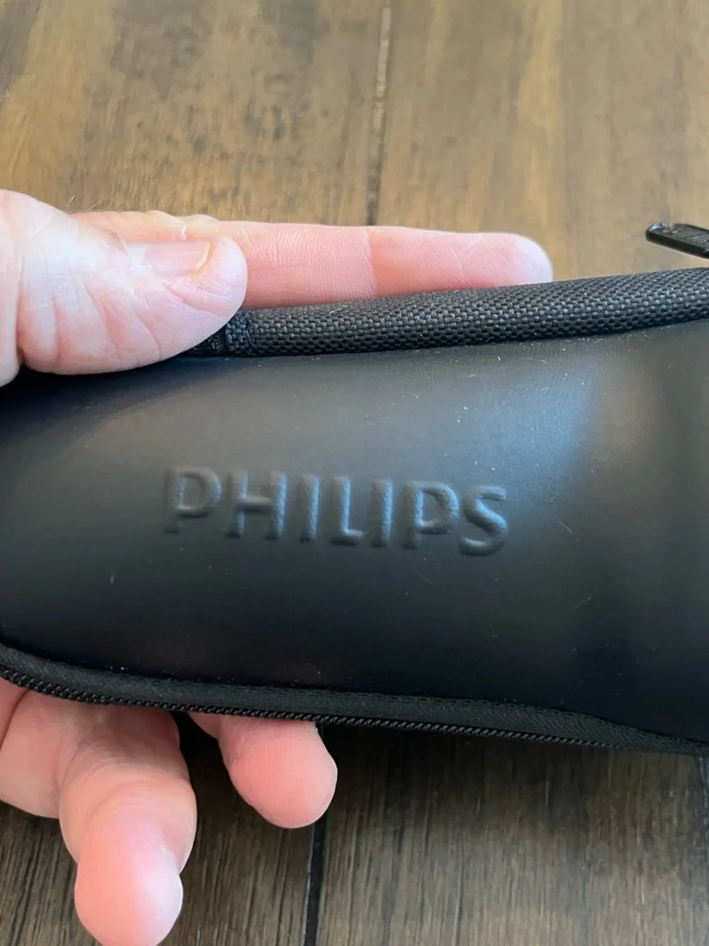 Philips Norelco Electric Razor / Shaver Zipper Travel Hard Case: Black
